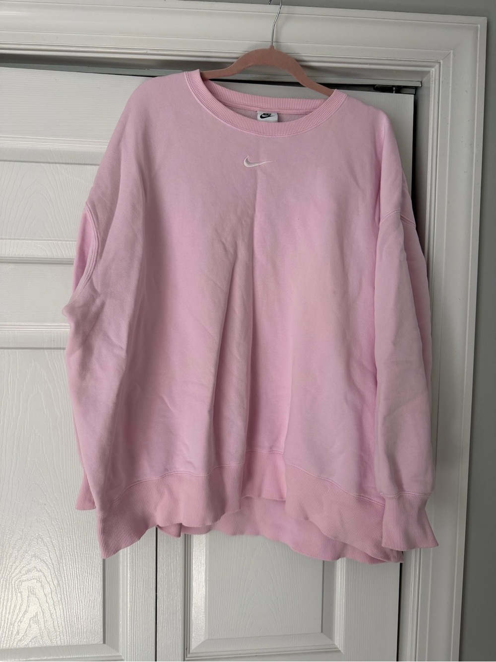 Nike Light Pink Oversized Crewneck Sweatshirt - Women's